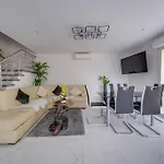 Maison Chaleureuse Et Neuve 90m2 A 5min Du Centre De Libourne Fronsac