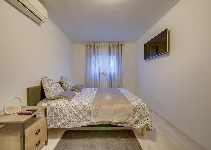 Maison Chaleureuse Et Neuve 90m2 à 5min Du Centre De Libourne *